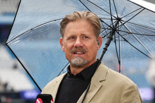 Det blev aldrig til et trænereventyr for danske Thomas Frank, der nu er blevet fyret i Tottenham. Nu reagerer Peter Schmeichel.