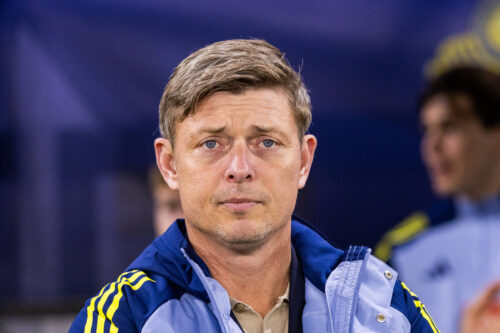 Jon Dahl Tomasson sagde forleden nej til jobbet i Norwich, men han er tæt på andre stillinger.