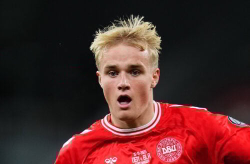 Victor Froholdt vækker opsigt i udlandet.