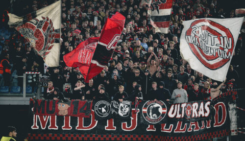 FCM forbereder sig på en travl januar, hvor angribersituationen og defensiven er i fokus. Nu er en Paulinho-afløser på vej.