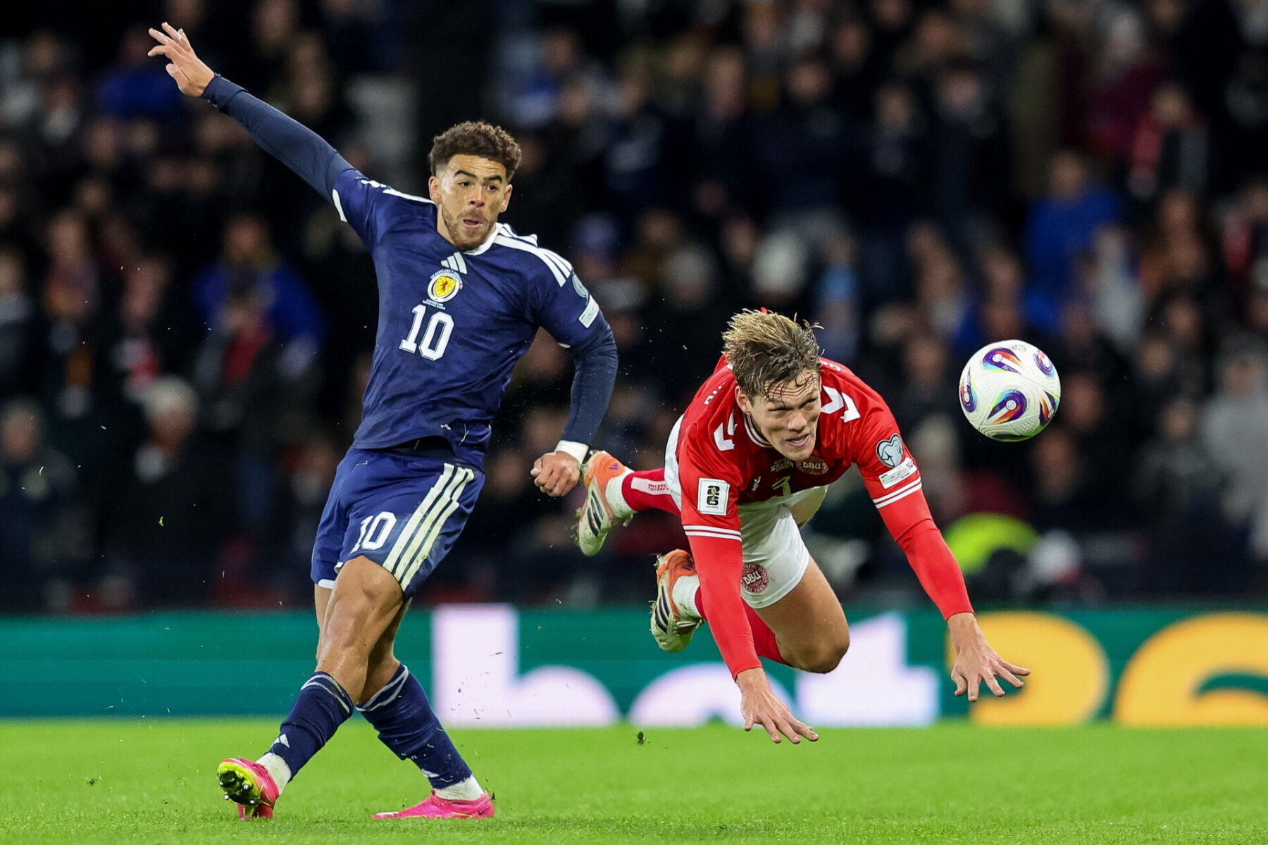 Danmark har oplevet stor smerte og skuffelse på ikoniske Hampden Park. Foto: EPA/ROBERT PERRY
