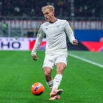 Gustav Isaksen er på blokken.