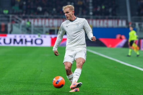 Gustav Isaksen er på blokken.