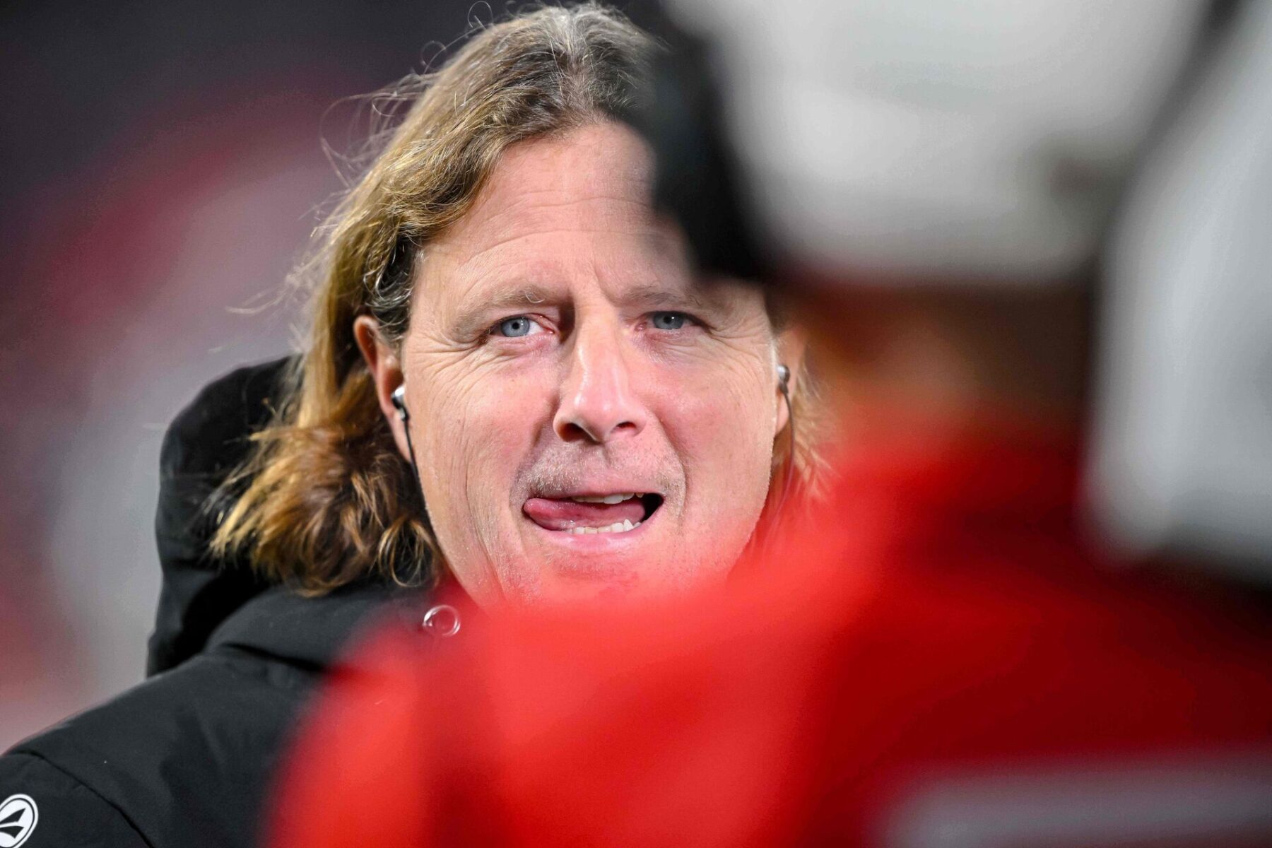 Der er ingen grund til, at Bo Henriksen slikker sig om munden. Han er nemlig i gevaldig fyringsfare hos Mainz. Foto: Harry Langer/picture-alliance/dpa/AP Images