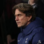 Thomas Frank står til at miste sin assistenttræner.