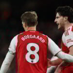 Arsenal snuppede en pligtsejr over Brentford onsdag aften i Premier Leagues 14. runde, hvor endnu en stjerne blev skadet.