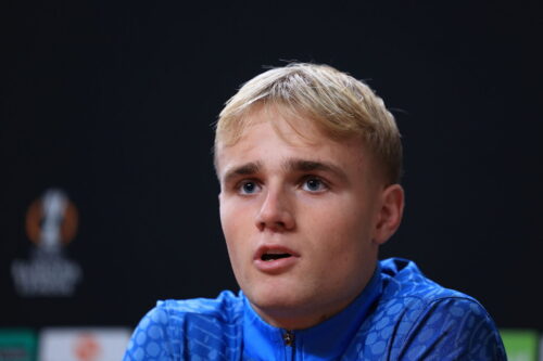 Victor Froholdt skal fremover spille sammen med Thiago Silva.