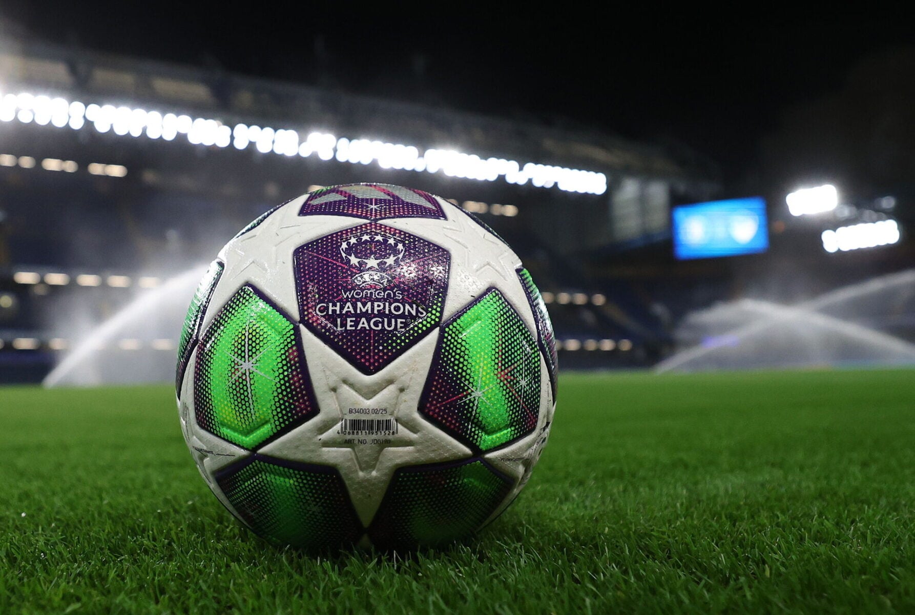 Fremover er det et andet stadion, som Chelsea skal spille Champions League-fodbold på. Foto: EPA/ANDY RAIN