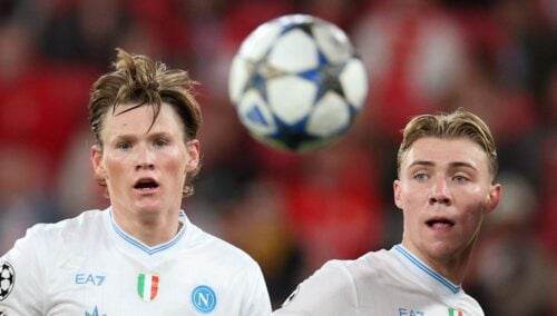 Manchester United gør klar til vinterens transfervindue, hvor flere stjerner står for skud. Nu vil Rasmus Højlund hjælpe med en transfer.