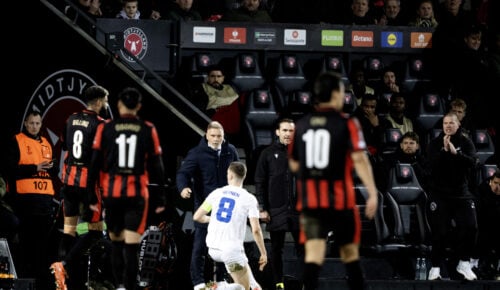 FCM har imponeret i denne sæsons Europa League under Mike Tullberg, hvor de har hentet flere vilde sejre. Nu får en stjerne sparket.