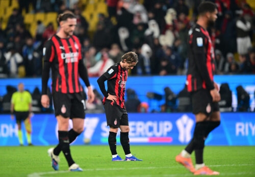 AC Milan handler i Premier League.