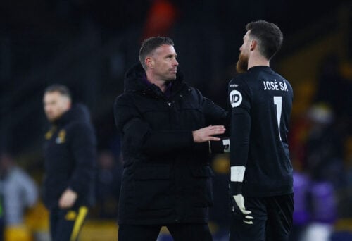 En trænerfyring af Rob Edwards nærmer sig.