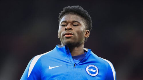 Brighton-stjernen Carlos Baleba var mulehår fra at forlade den engelske sydkyst i sommer, men han endte med at blive i klubben. Nu er der nyt.