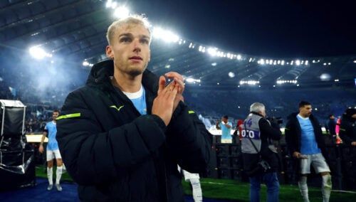 Gustav Isaksen fik en dramatisk og blandet aften, da Lazio søndag spillede 1-1 mod Bologna i Serie A. Nu kommer en dyster melding.