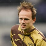 Mikkel Damsgaard gemmer sig bag kalenderlågen den 13. december. Læs vores portræt af den danske darling her.