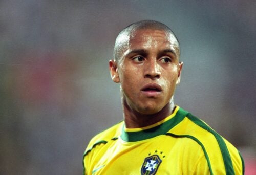 Roberto Carlos har peget på David Beckham.