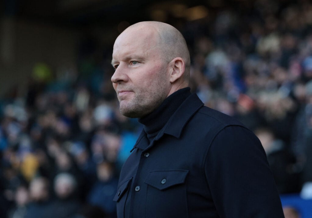 Henrik Pedersen håber at indgå en aftale med Manchester United.