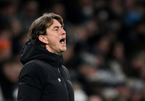 Thomas Frank er på vej til at blive fyret i Tottenham. Nu træffer klubben en stor beslutning i forhold til den danske cheftræner.