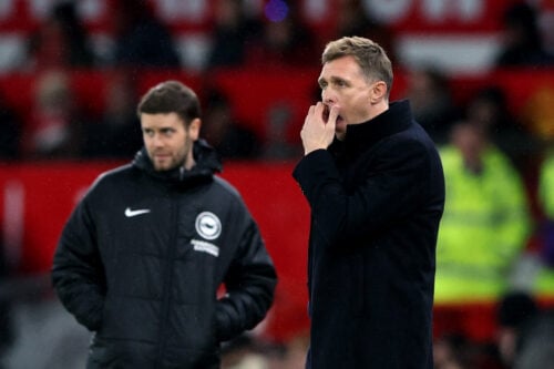 Manchester United fortsatte søndag sin sæson med endnu en nedtur. Nu skulle den nye cheftræner være på plads i klubben.