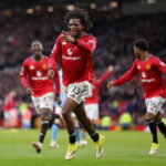 Se højdepunkterne fra Manchester United mod Manchester City.