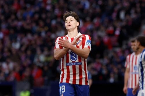 Atlético Madrid-stjernen Julián Álvarez rygtes tilbage mod Premier League, hvor en storklub er klar til at gå all-in. PSG jagter ham også.