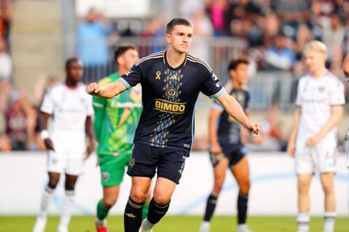 Mikael Uhre på vej retur.