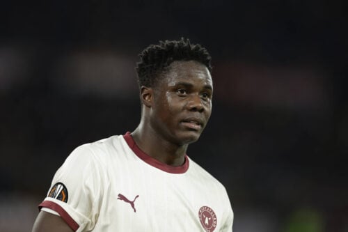 Franculino Djú har for alvor spillet sig ind i rampelyset uden for Danmarks grænser. Et salg kommer til at skrive transferhistorie.