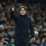 Thomas Frank er færdig som cheftræner i Tottenham efter en svær sæson i Premier League. Nu kalder det danske landshold på ham.