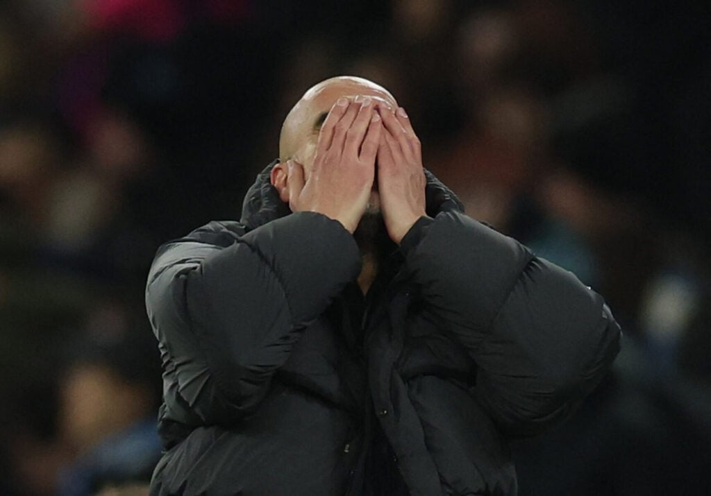 Pep Guardiola og Manchester City er i problemer.