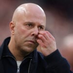 Arne Slot og Liverpool er klar med checkhæftet.