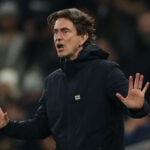 Det blev et kort og turbulent ophold for Thomas Frank i Tottenham. Nu kan den danske cheftræner være på vej til et nyt topjob.