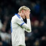 Der er maksimalt pres på FCK forud for lørdagens meget afgørende opgør mod OB, hvor Jacob Neestrup må se bort fra syv stjerner.