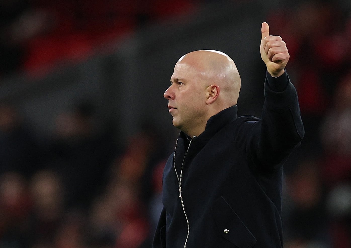 Liverpool er igen i centrum på transfervinduets store scene. Nu sender de chokbølger gennem Manchester United med en transfer.