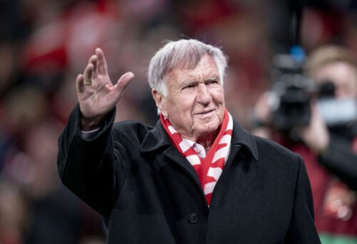 Sepp Pionteks bortgang har sat dybe spor i den danske befolkning, der nu kan se frem til at hylde den tidligere landstræner i weekenden.