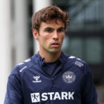 Der er for alvor bud efter den 25-årige danske midtbanespiller i form af Matt O’Riley fra Brighton, der atter er på klubjagt.