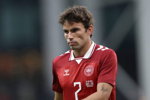 Matt O'Riley er tilbage i Premier League.