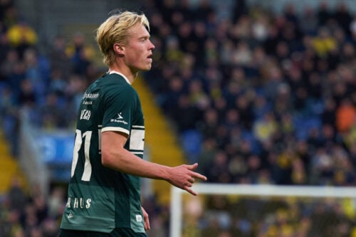 Tobias Bech har nu reageret på transferrygterne.