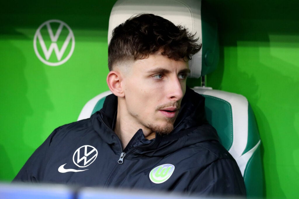 Jesper Lindstrøm er ramt af sygdom.