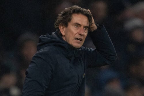 52-årige Thomas Frank blev fyret i Tottenham onsdag, men nu er danskeren favorit til at overtage styringen i en anden Premier League-klub.