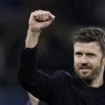 Manchester United er tilbage i topstriden i Premier League under midlertidig cheftræner Michael Carrick, men et exit er alligevel på vej.