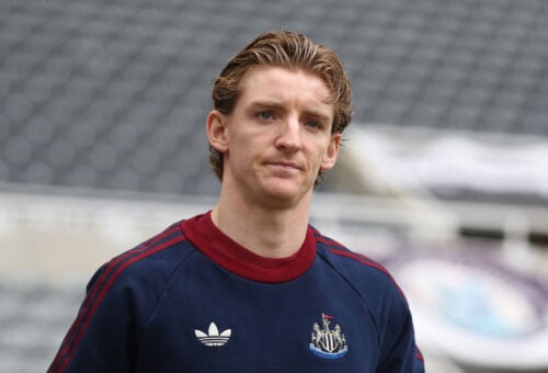 Anthony Gordon er tæt på overraskende skifte i Premier League.