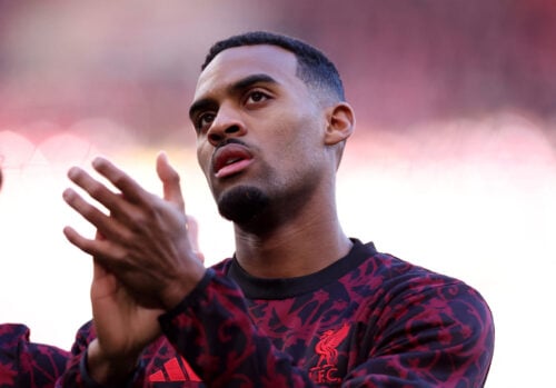 Ryan Gravenberch har været en af de vigtigste spillere i Liverpool længe. Nu er fremtiden sikret. Det er officielt bekræftet.