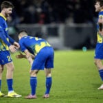 Brøndby befinder sig i en svær situation, hvor de endnu ikke har scoret et mål i foråret. I samme tid er en spiller meldt færdig for sæsonen.