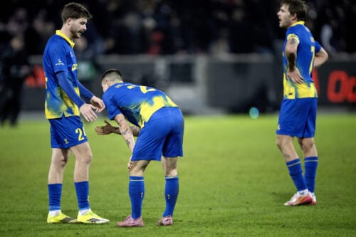 Brøndby befinder sig i en svær situation, hvor de endnu ikke har scoret et mål i foråret. I samme tid er en spiller meldt færdig for sæsonen.