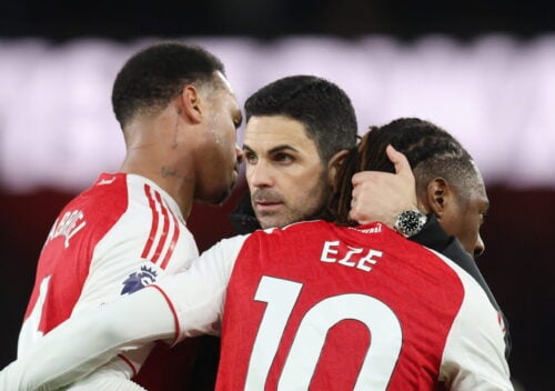 Arsenal cruiser mod deres første mesterskab siden 2003/04-sæsonen, hvor de har domineret på ét parameter. Nu er en vild klausul afsløret.