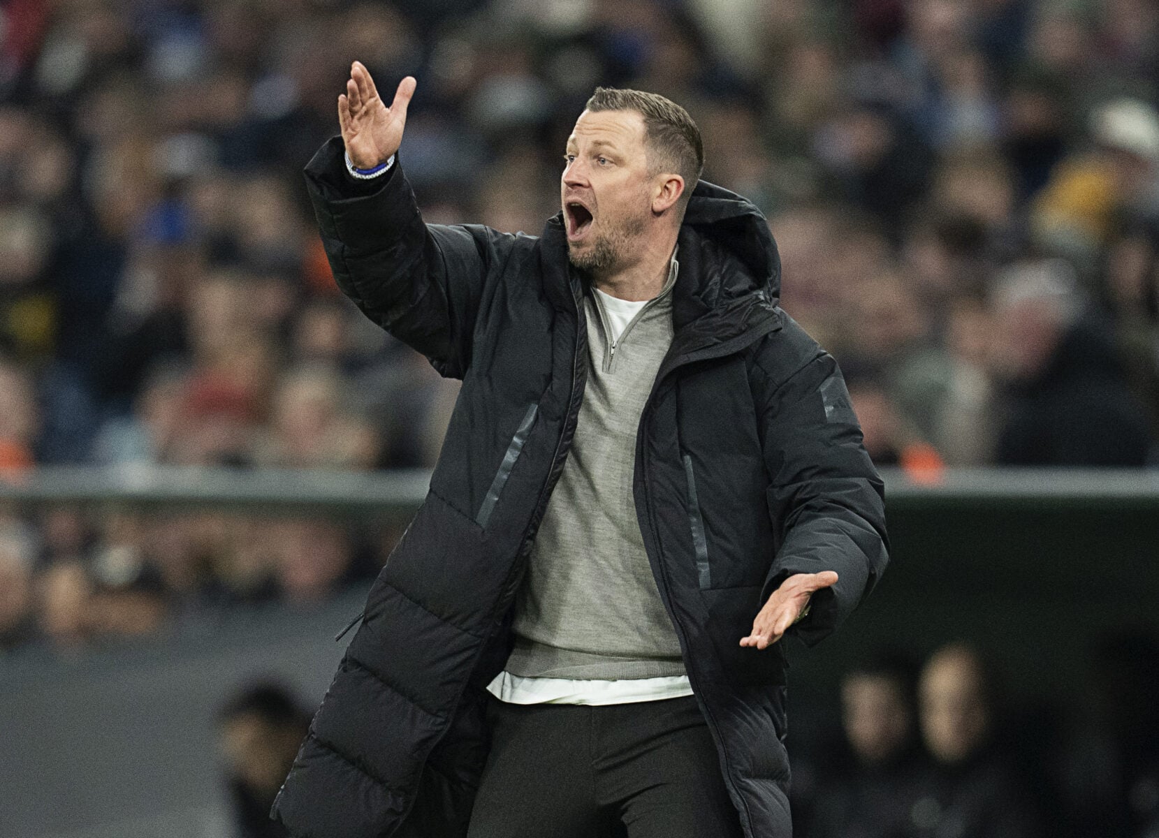 Jacob Neestrup og FCK kommer ikke til at deltage i mesterskabsspillet. Her er interviewet, hvor cheftræneren eksploderer.