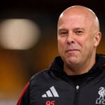 Arne Slot og Liverpool har fået grønt lys.