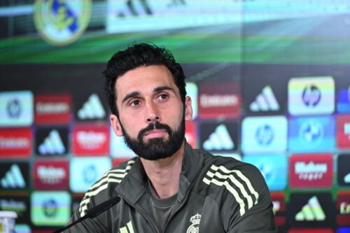 Real Madrid leder med lys og lygte efter den næste cheftræner, der skal løfte kongeklubben til nye højder. Nu er der nyt.