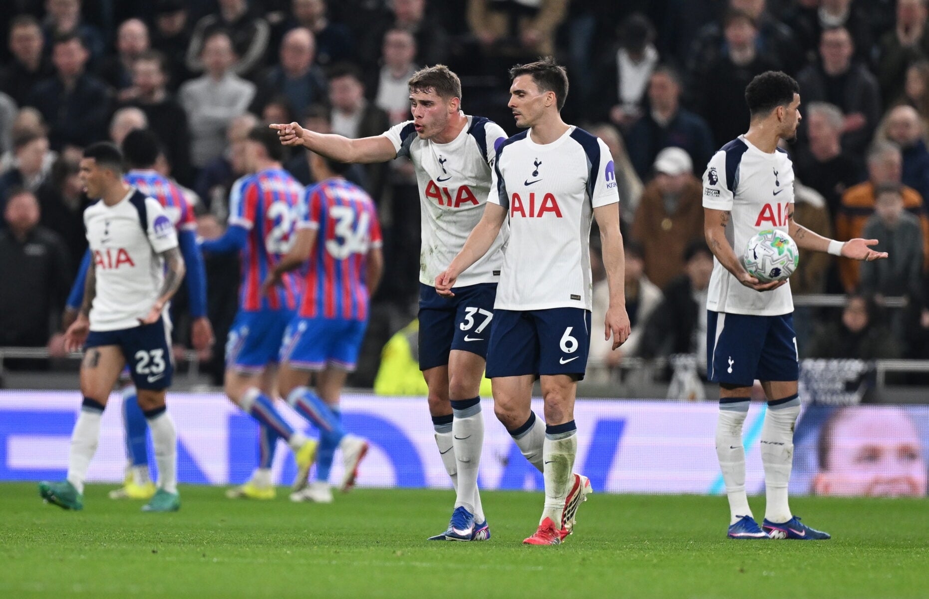 Tottenham kan miste stjerne til Barcelona.