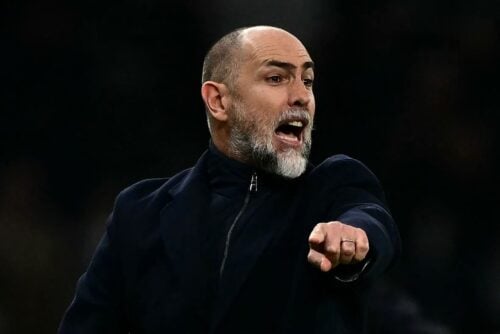 Igor Tudor har haft en svær start i Tottenham, der er ved at udvikle sig til et regulært mareridt. Nu siger en legende ja til jobbet.